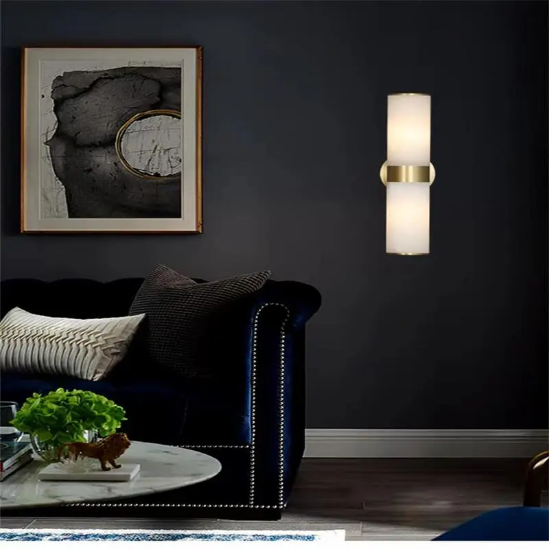 Modern Sutton Linear Sconce - Image 3